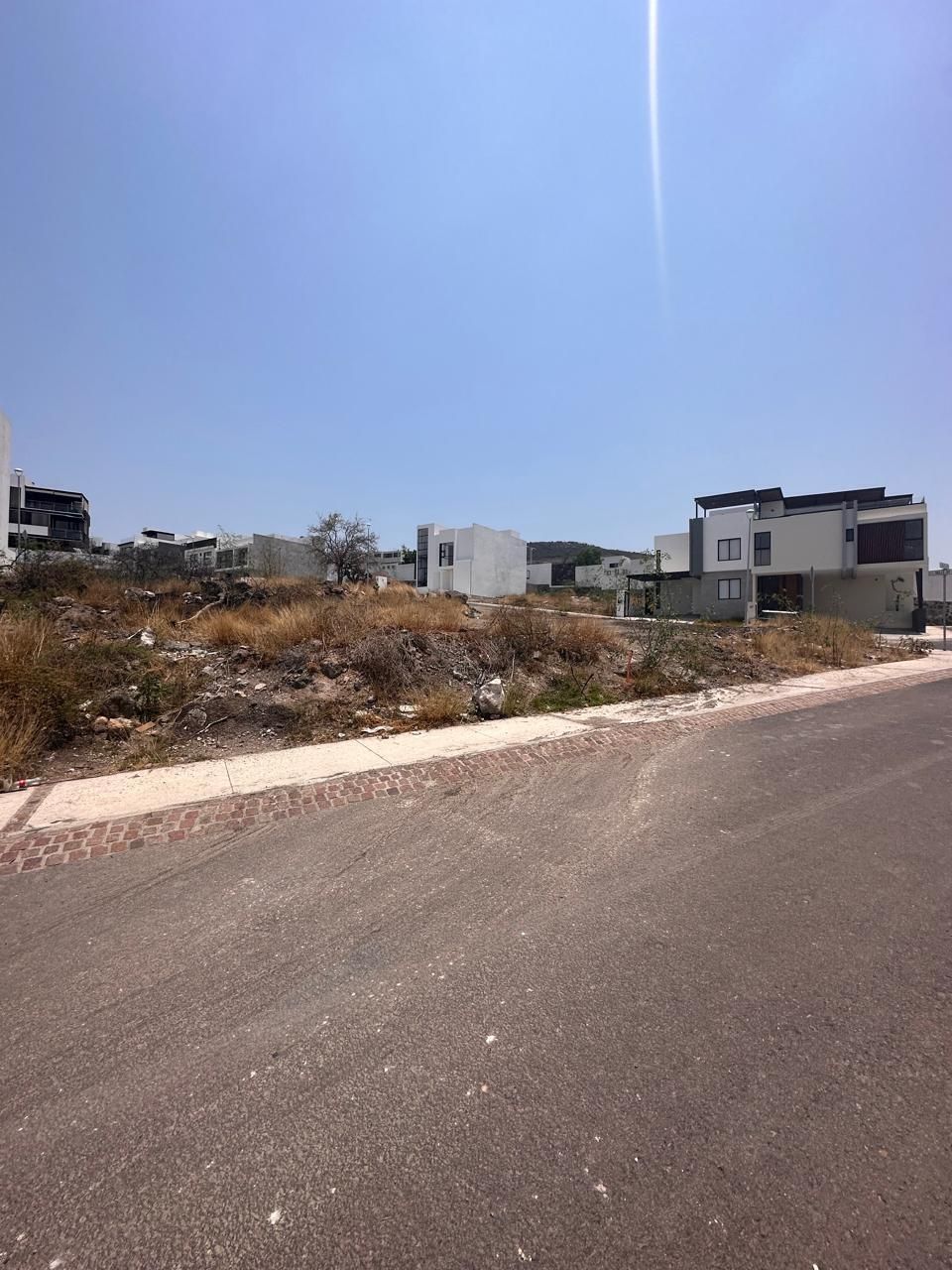 3 de 8