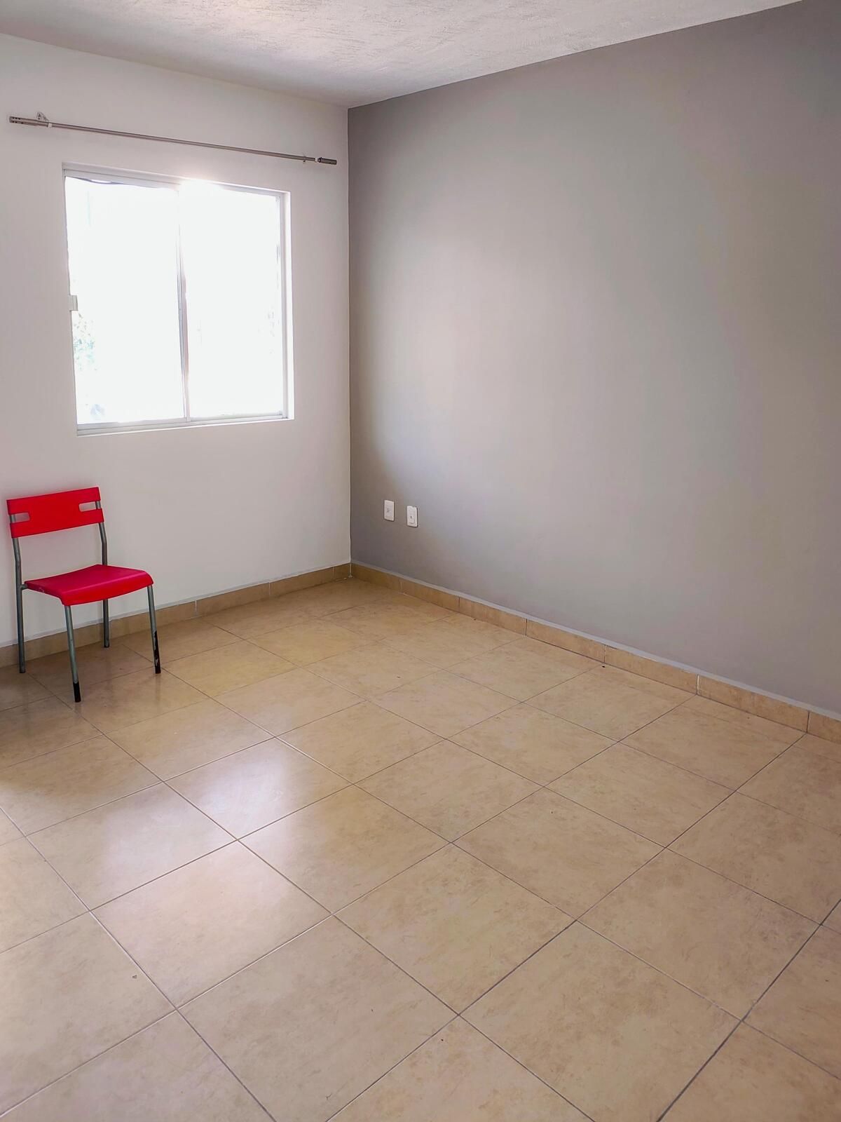 3 of 15: Comedor