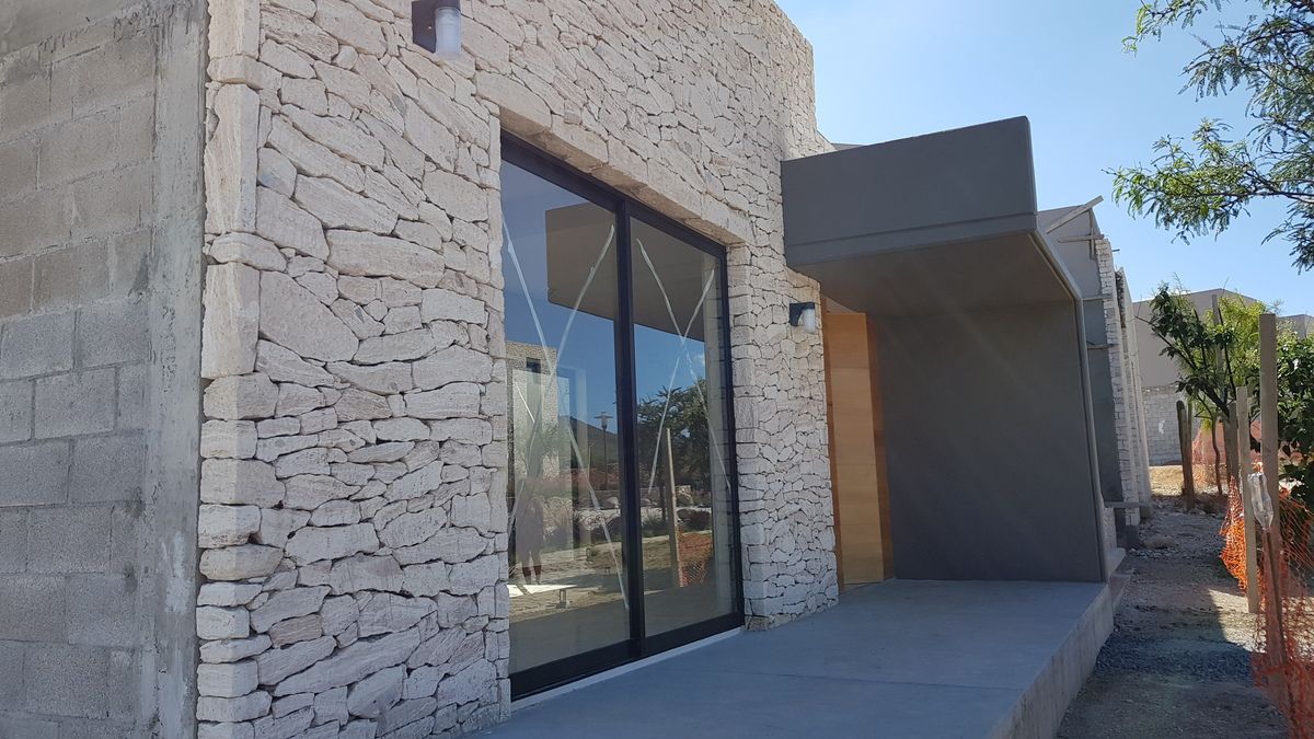 3 de 35: ACCESOS PRINCIPAL