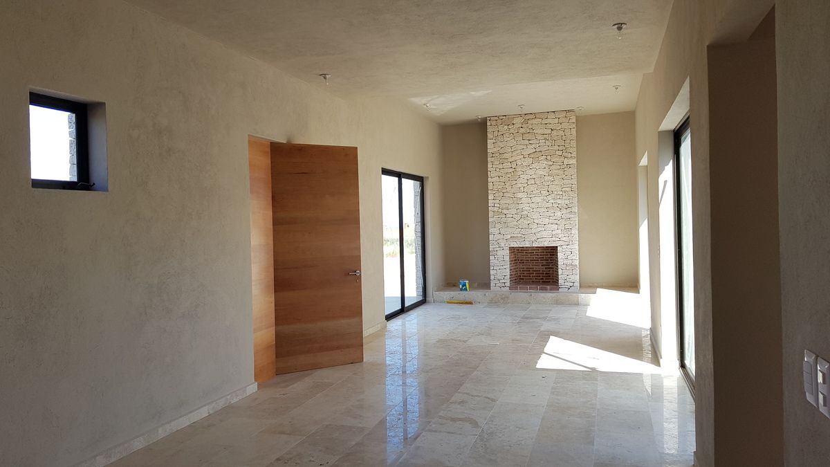 6 de 35: SALA COMEDOR 