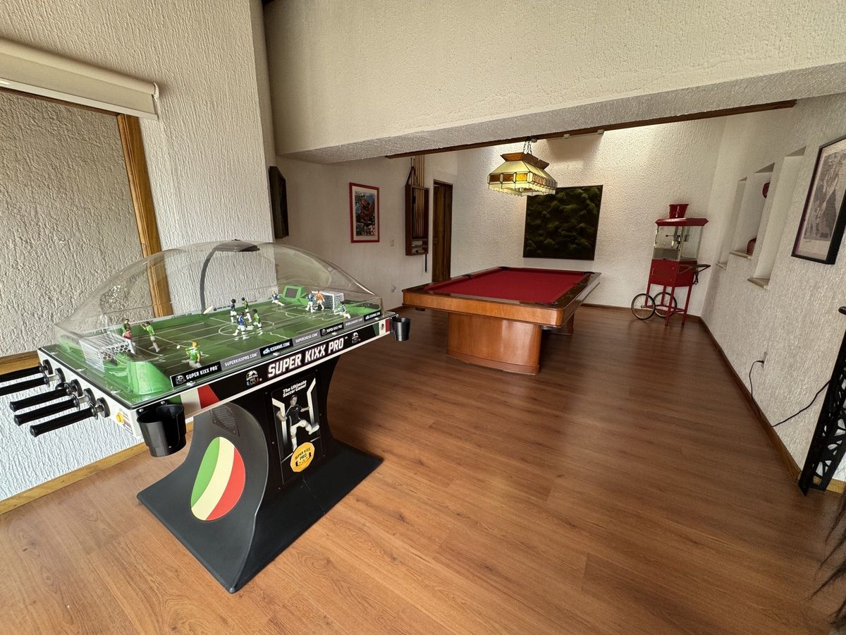 3 of 49: Casa en Venta en Ajijic Sala de Juegos