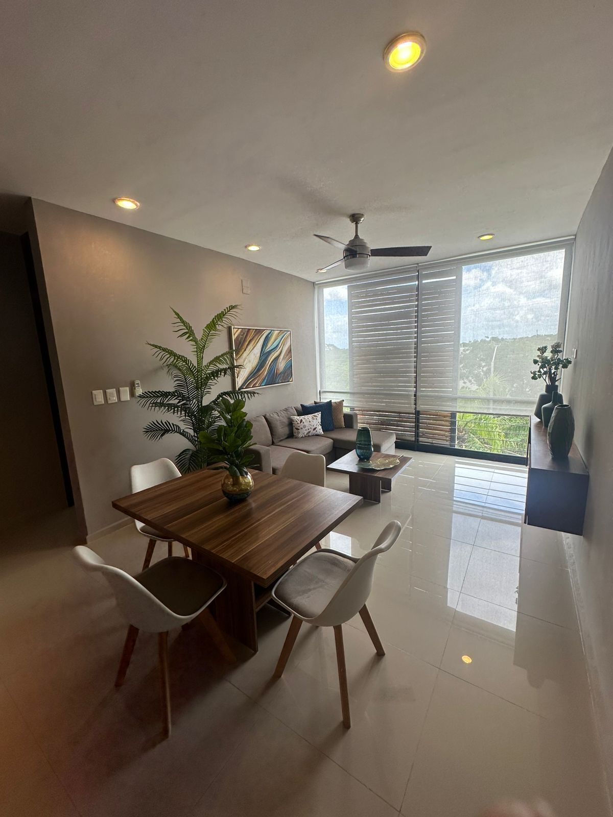 3 de 6: Comedor y Sala
