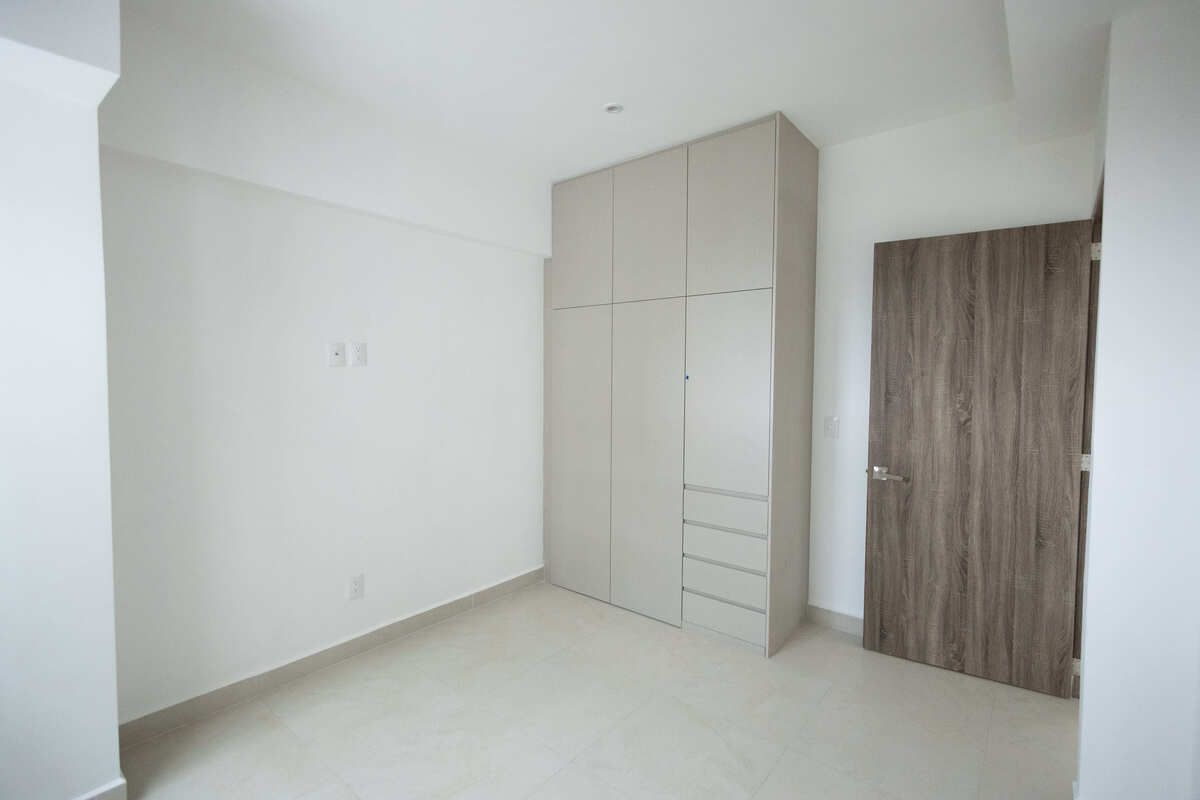 7 of 14: Cuarto 2