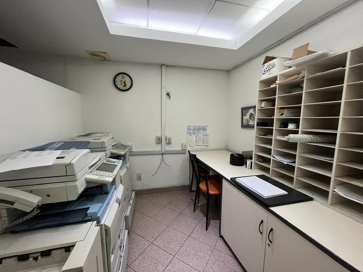 4 of 12: Casa con uso de suelo en Venta en Del Valle Rayo Vende ®