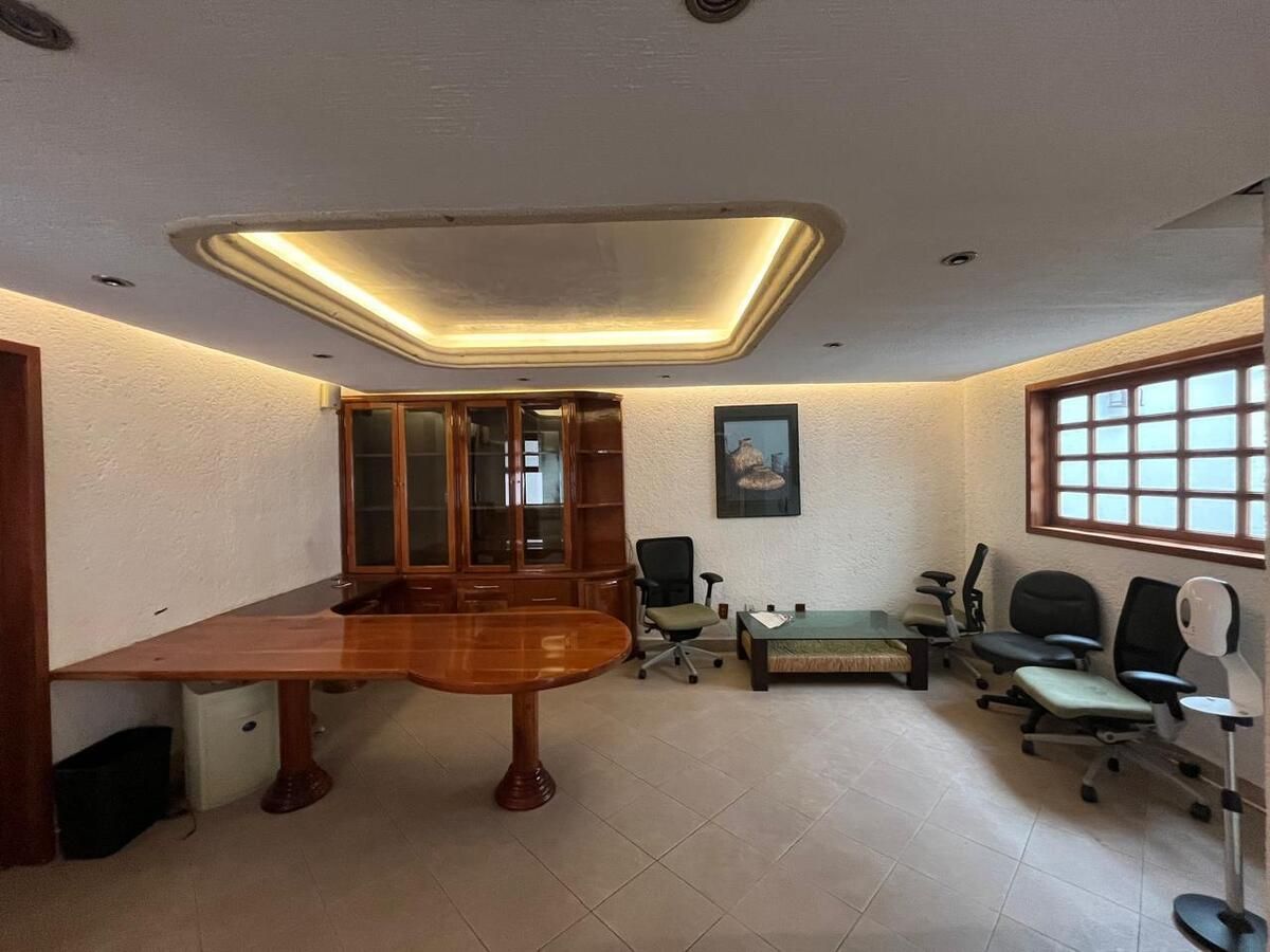 5 of 12: Casa con uso de suelo en Venta en Del Valle Rayo Vende ®