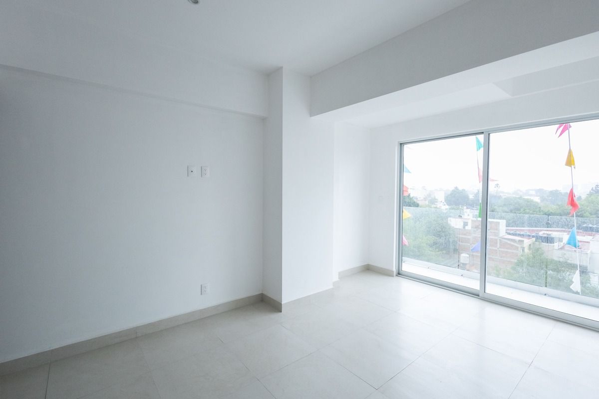 1 of 10: Área sala-comedor