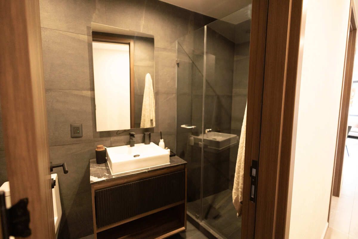 13 of 13: Baño