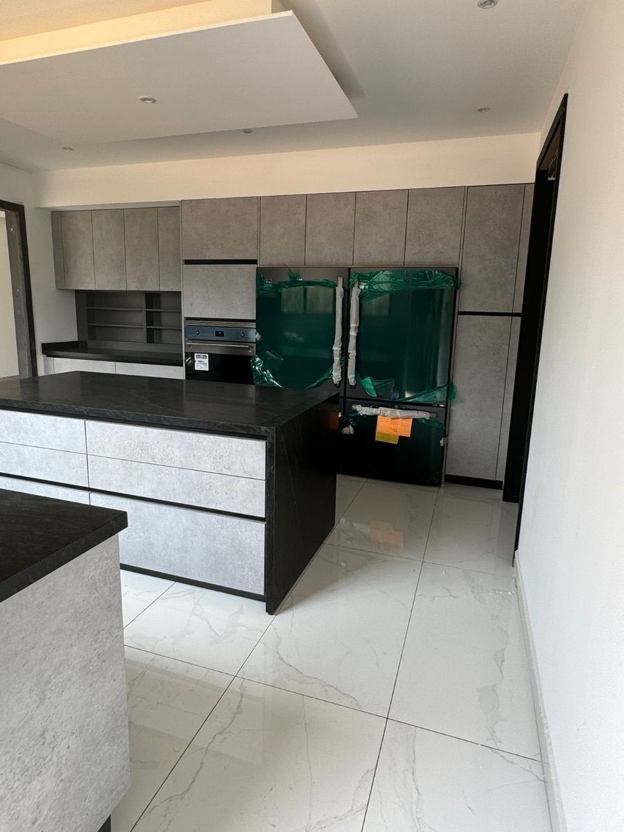 Casa en Venta en Blvrd Bosque Real con 4 Recámaras, 4 Baños y 457 Metros Cuadrados Casa en Venta en Blvrd Bosque Real con 4 Recámaras, 4 Baños y 457 Metros Cuadrados