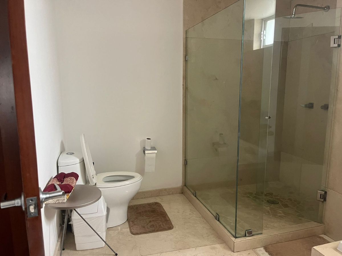 Departamento en Venta en Av. Club De Golf Lomas con 4 Recámaras, 3 Baños y 300.09 Metros Cuadrados Departamento en Venta en Av. Club De Golf Lomas con 4 Recámaras, 3 Baños y 300.09 Metros Cuadrados