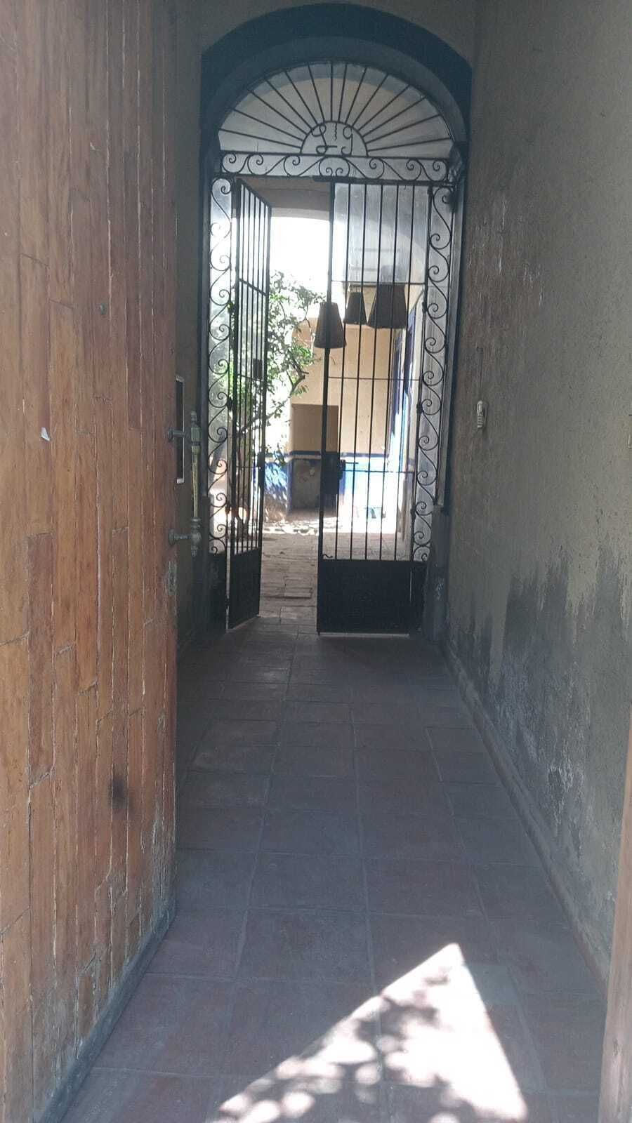 4 de 37