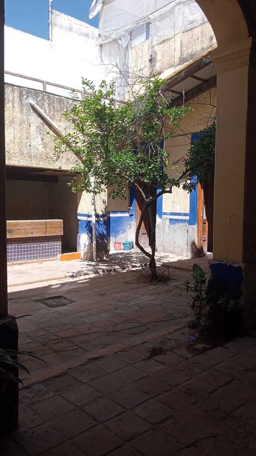 9 de 37