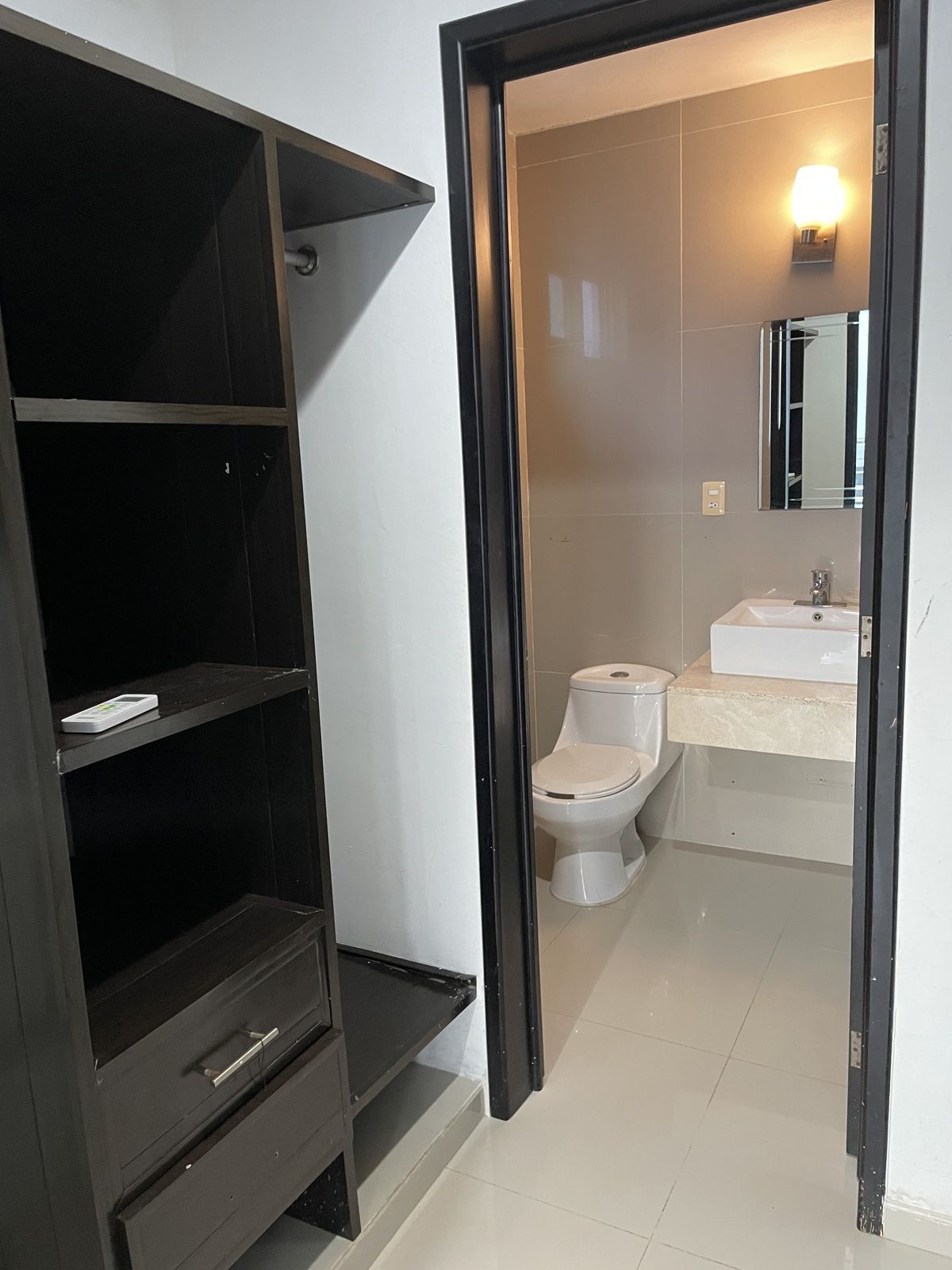 16 de 19: Baño Rec principal