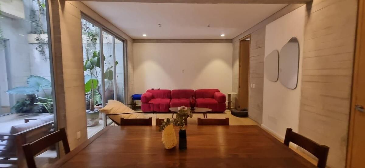 2 de 23: Sala comedor