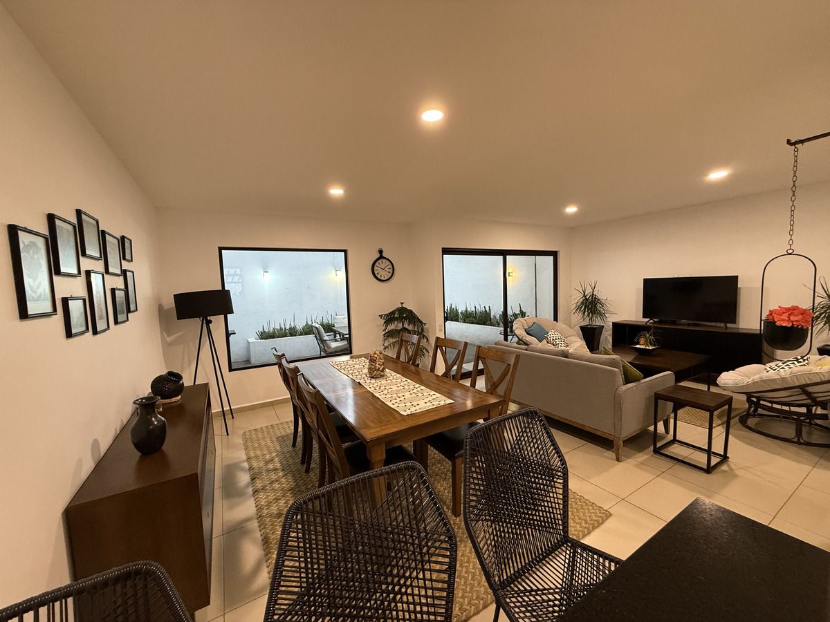 4 of 35: Sala - comedor