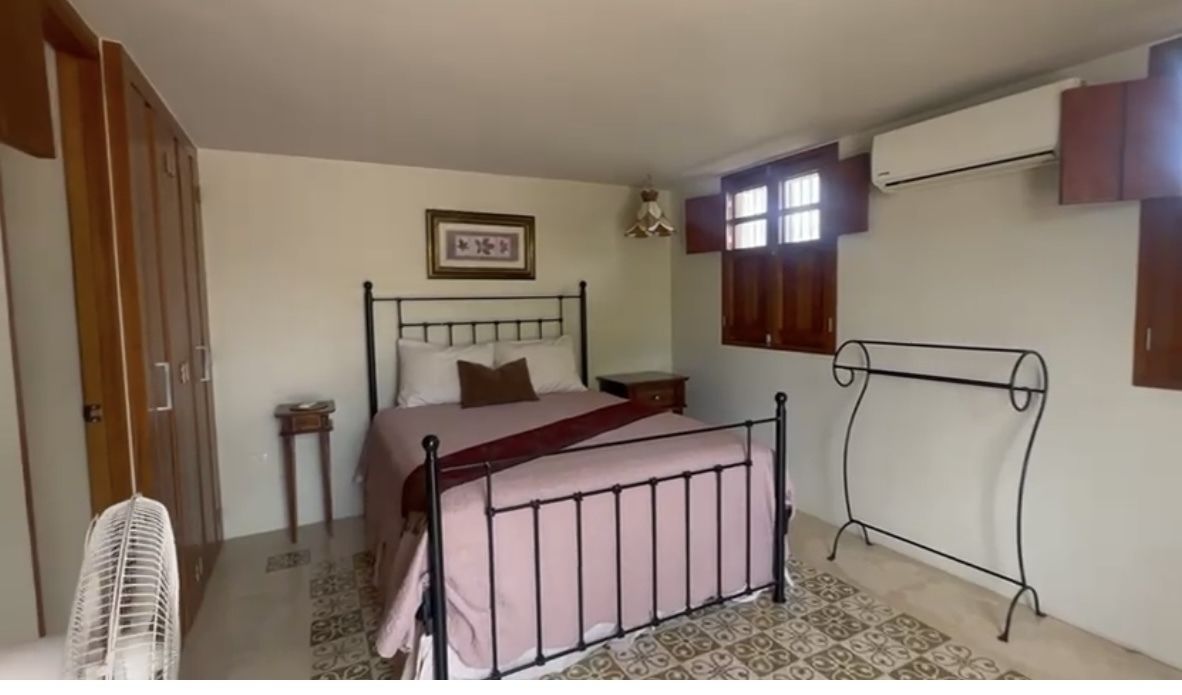 7 de 17: HABITACION P.ALTA