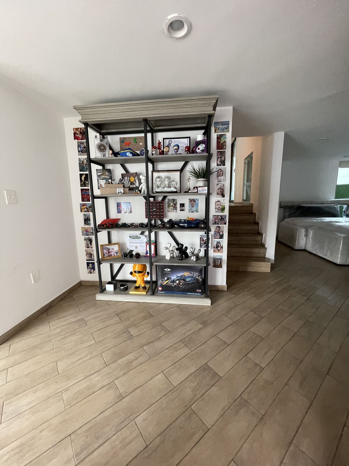 4 de 32: Entrada Casa