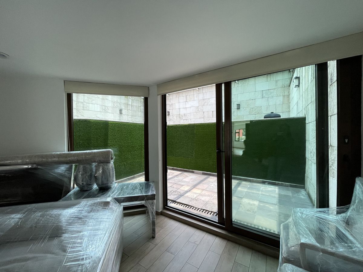 8 de 32: Sala-Terraza