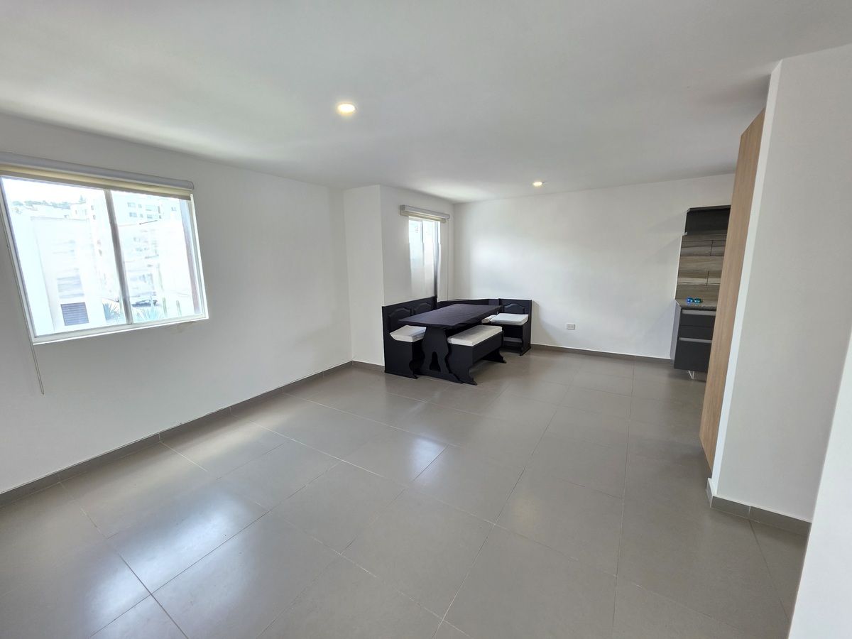 3 de 19: Sala comedor