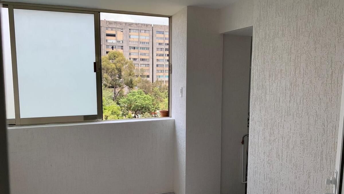 18 de 21: Cuarto de Servicio