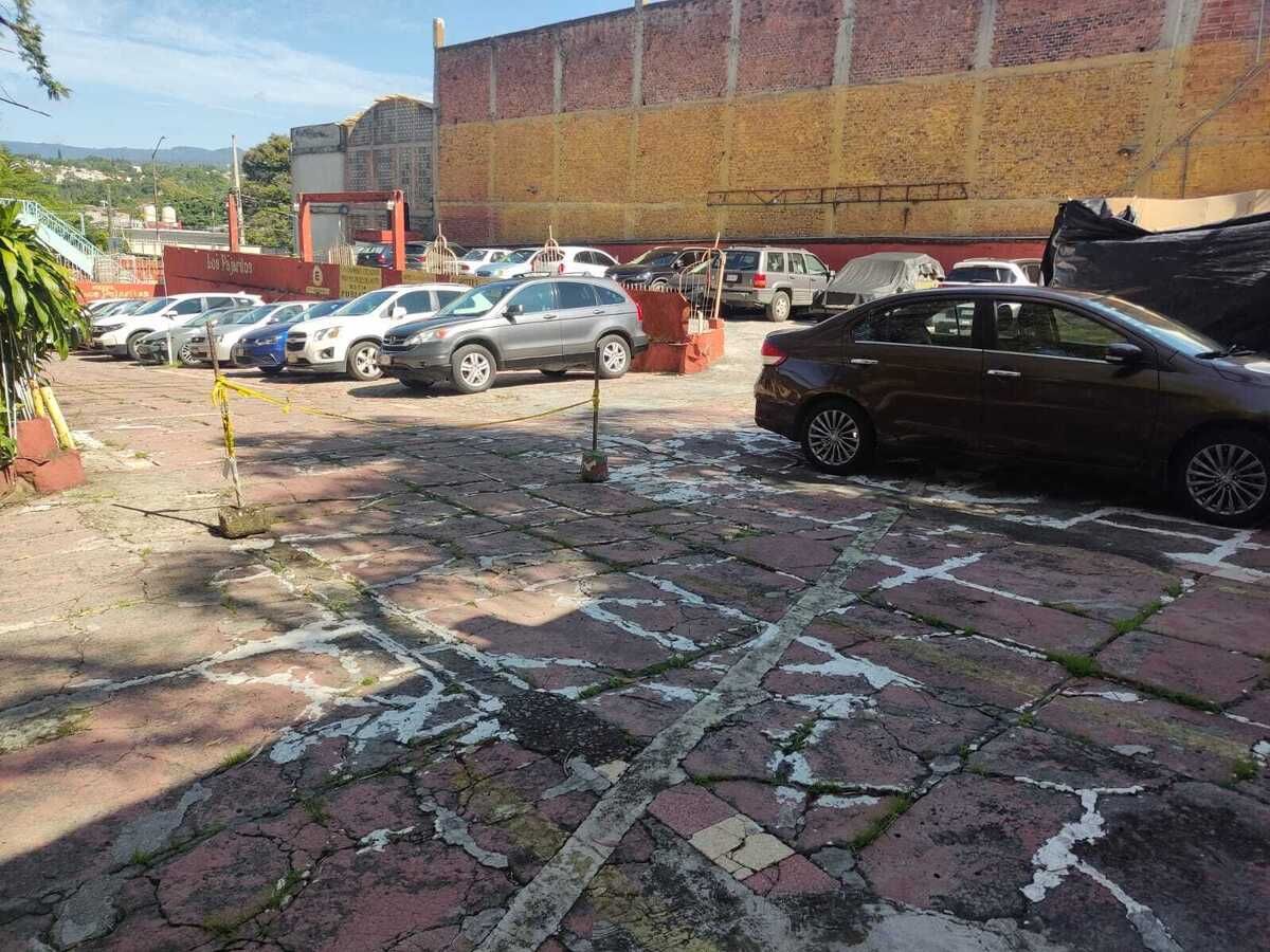 3 de 8