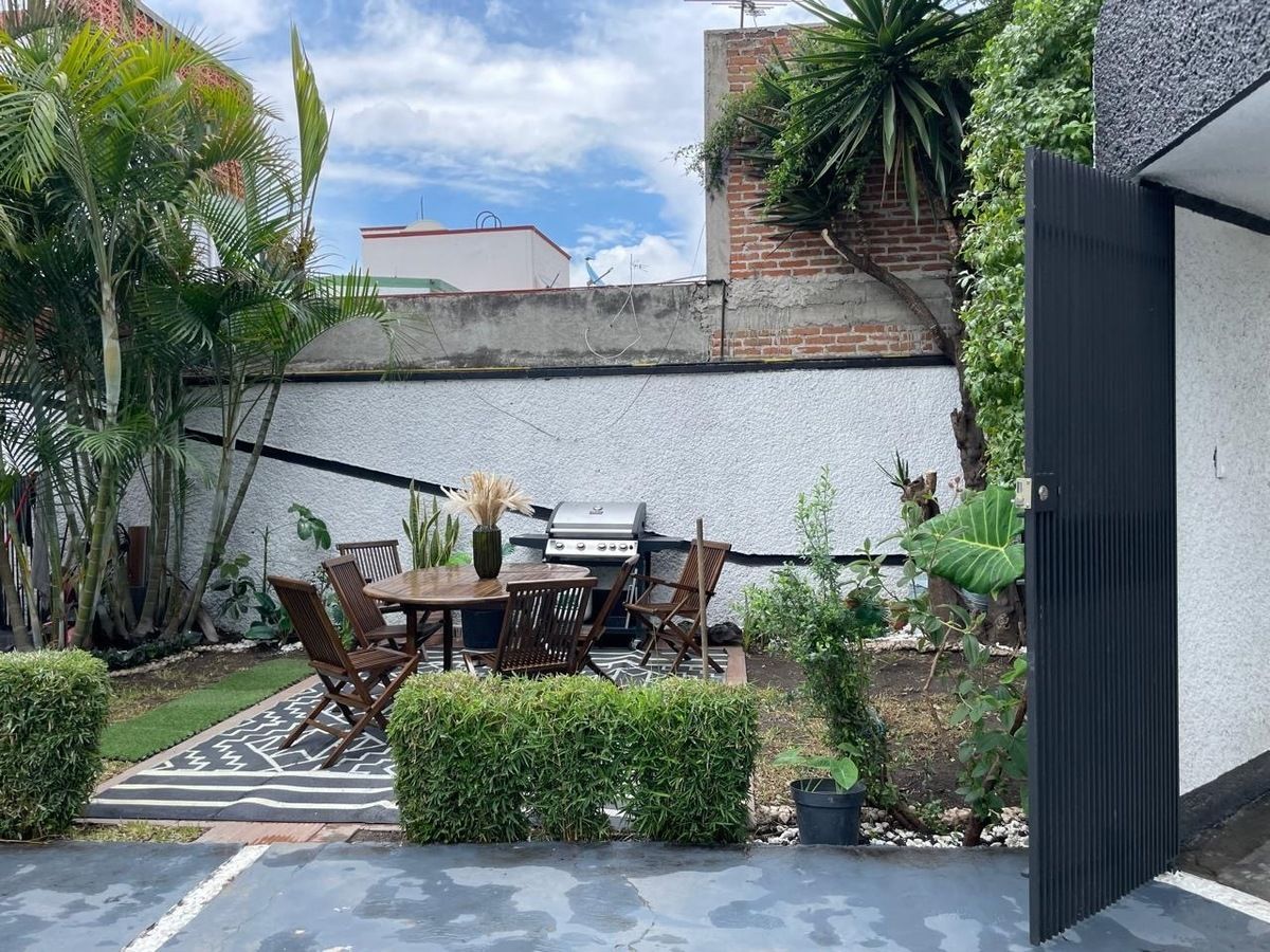 Hermosa y amplia casa a la venta - foto 2