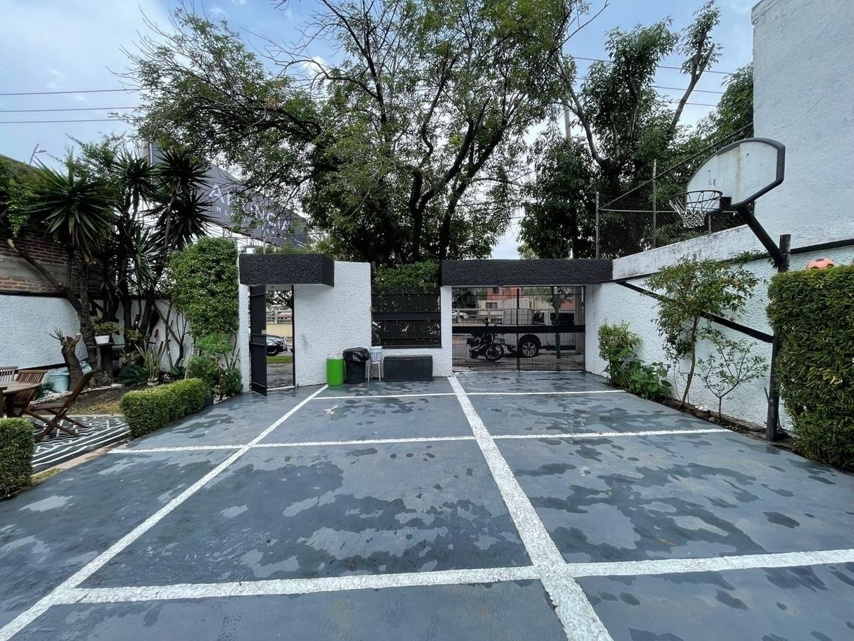 Hermosa y amplia casa a la venta - foto 4