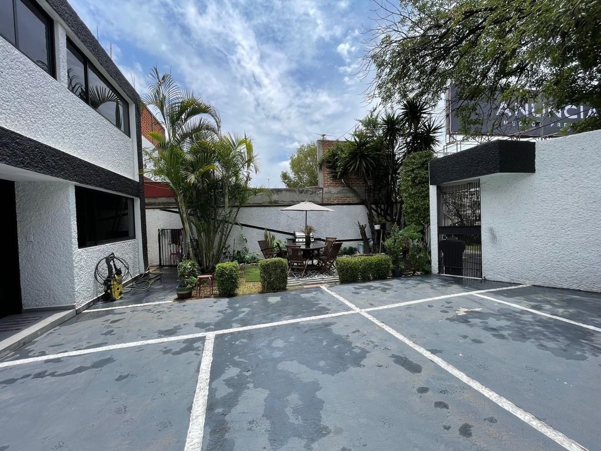 Hermosa y amplia casa a la venta - foto 5