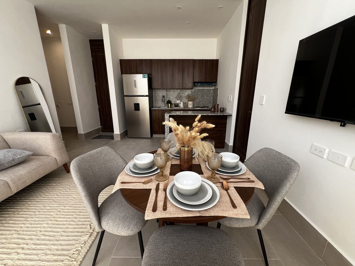 2 de 7: Comedor