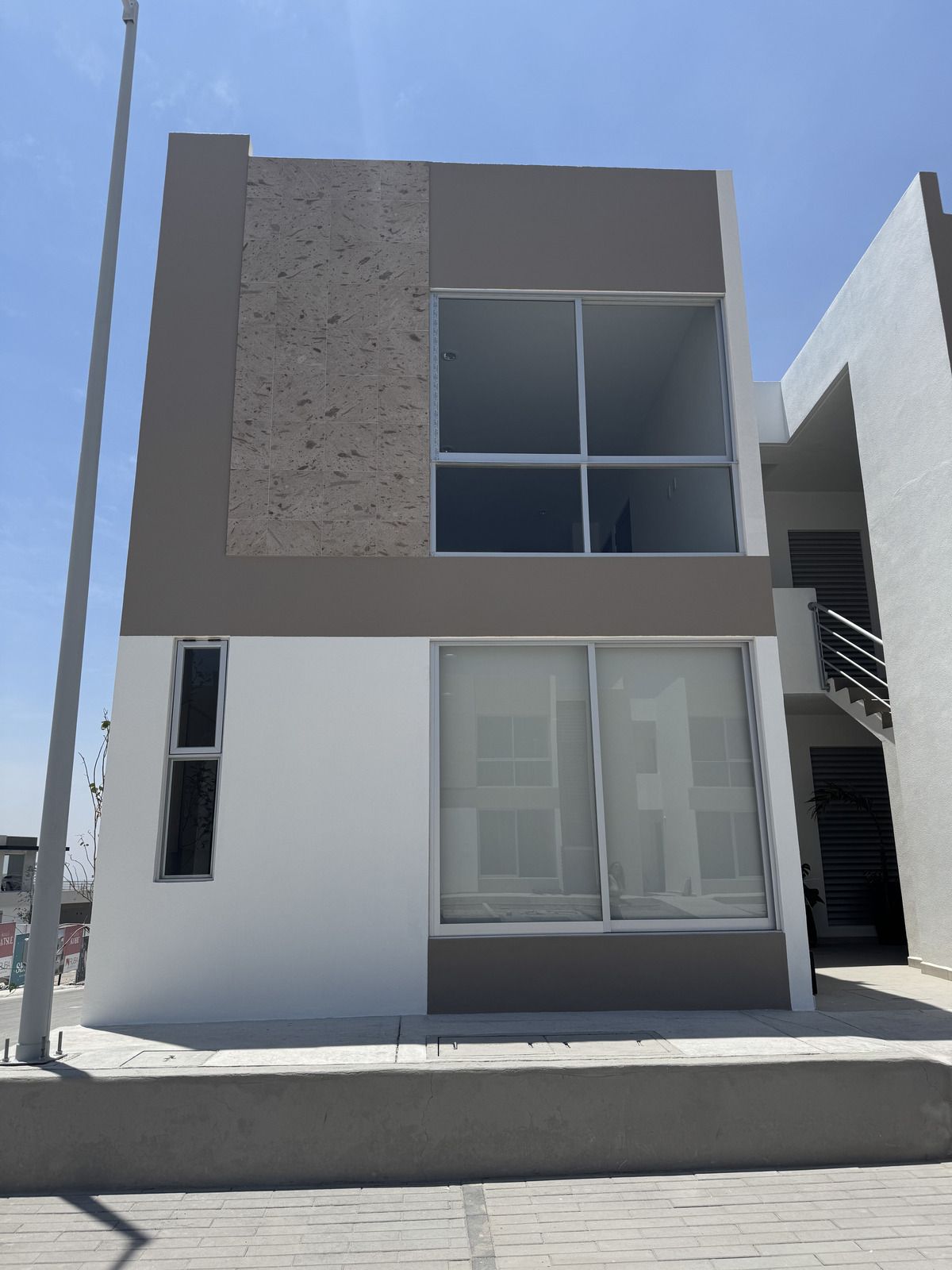 2 of 11: DEPARTAMENTO PLANTA ALTA