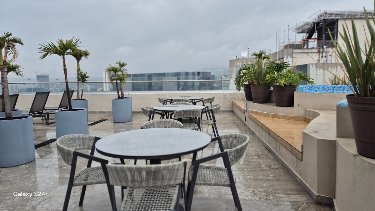 28 de 34: Roof garden