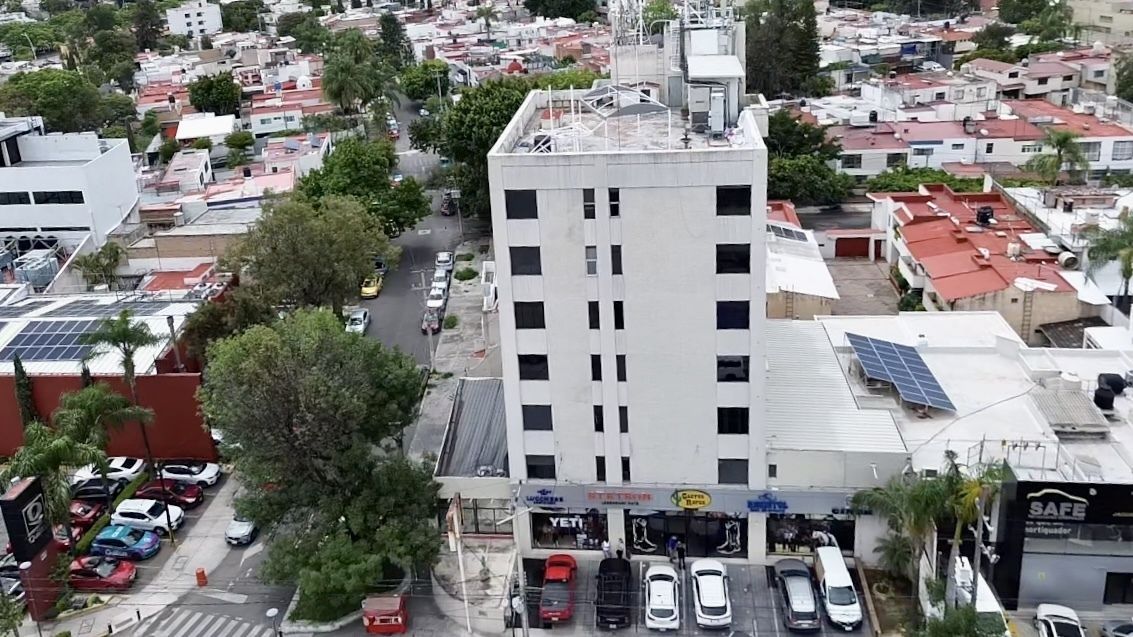 13 de 16
