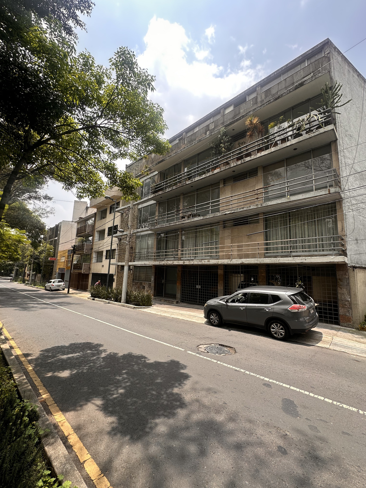 1 de 14: Fachada
