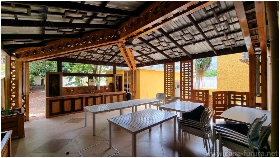 42 de 46: Area de Cafeteria