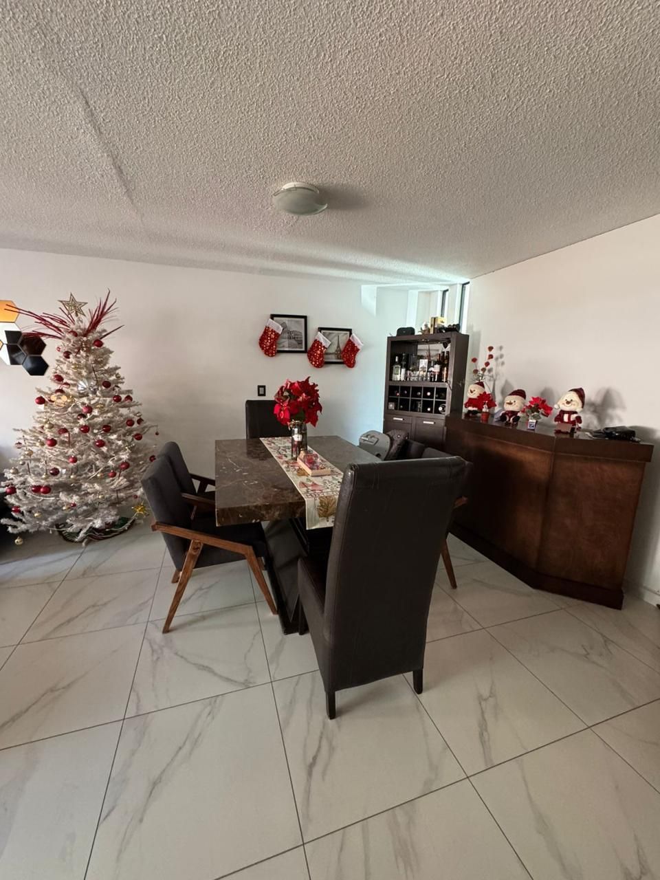 4 de 12
