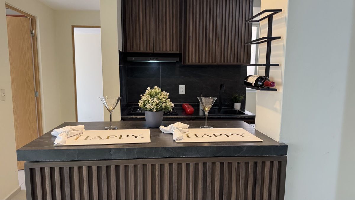 1 de 13: COCINA CON BARRA