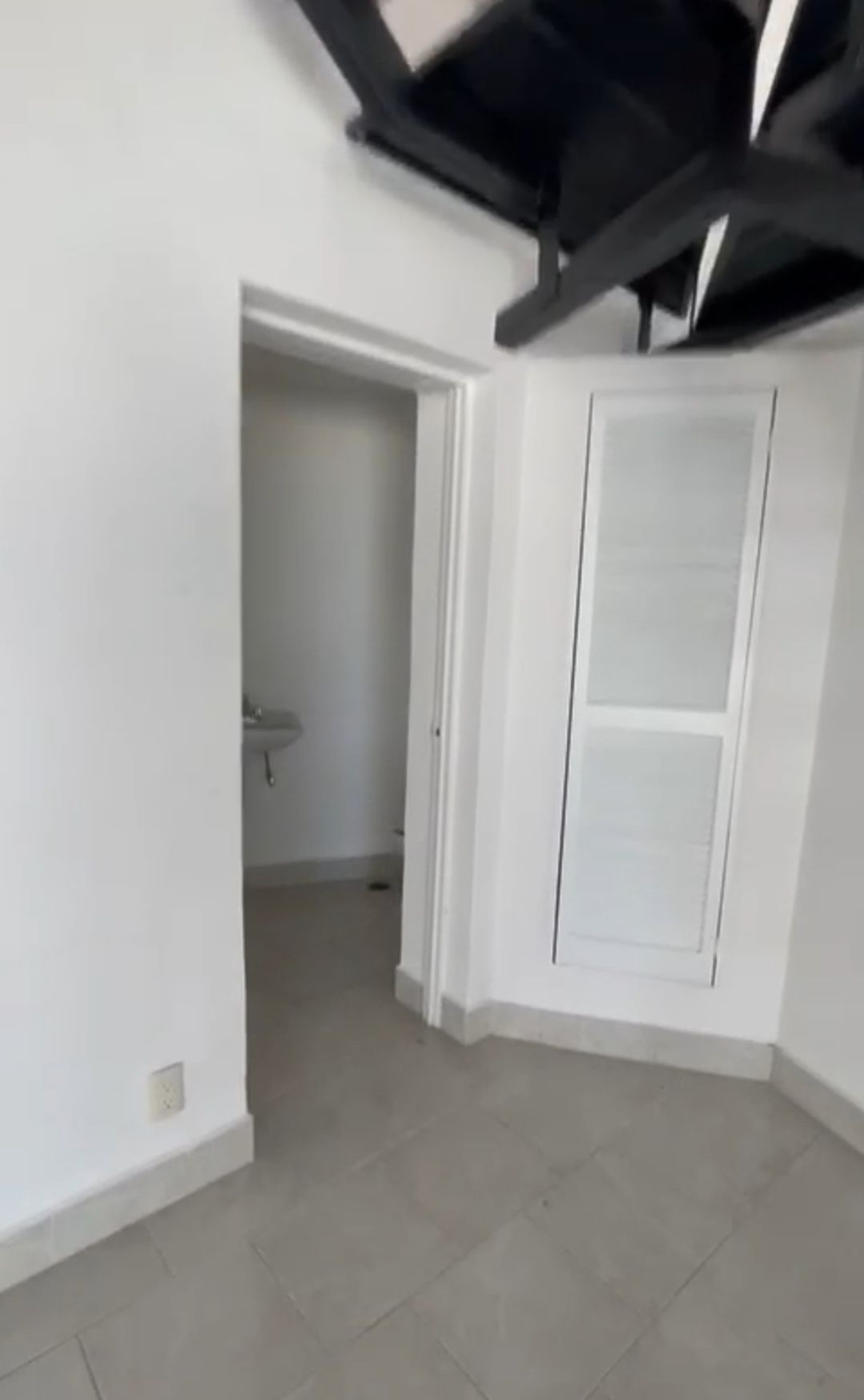 4 of 8