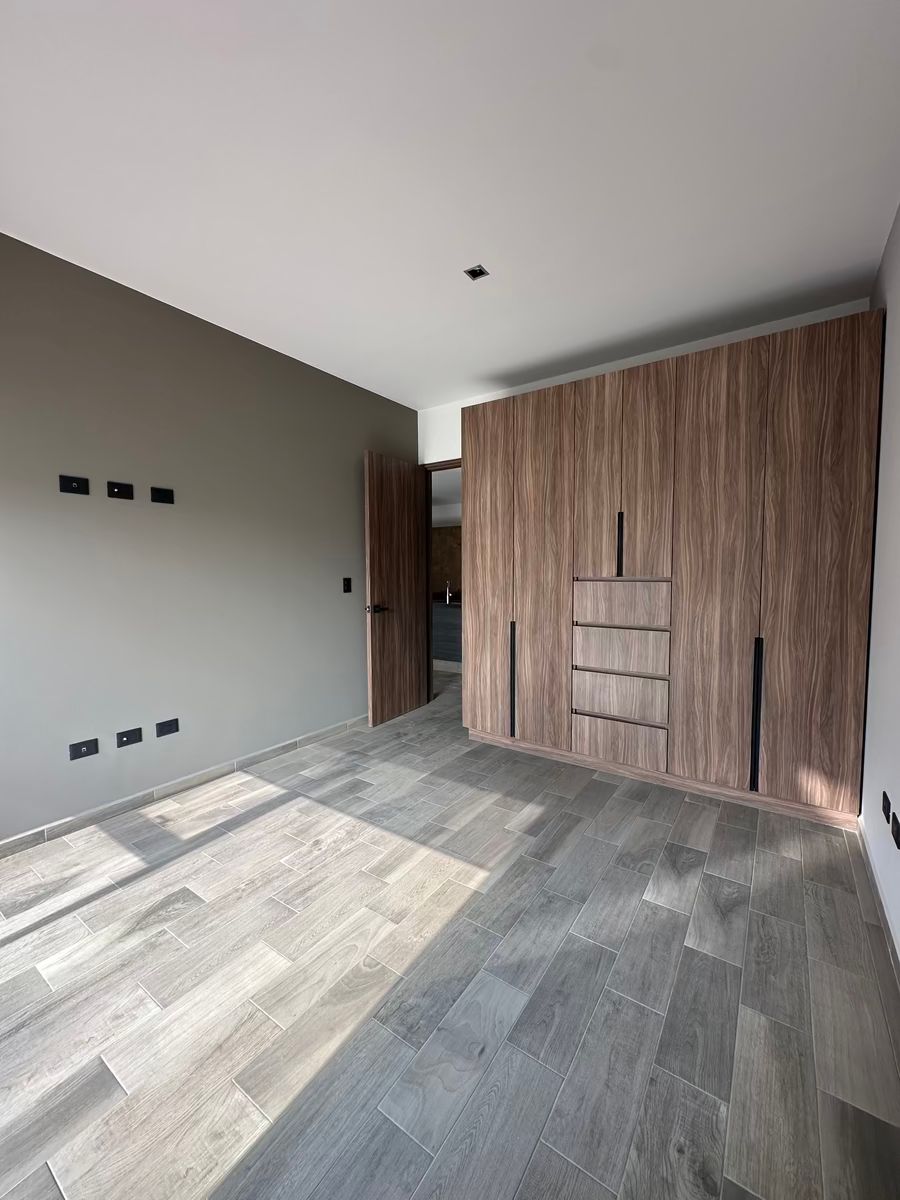 8 of 10: Habitación secundaria