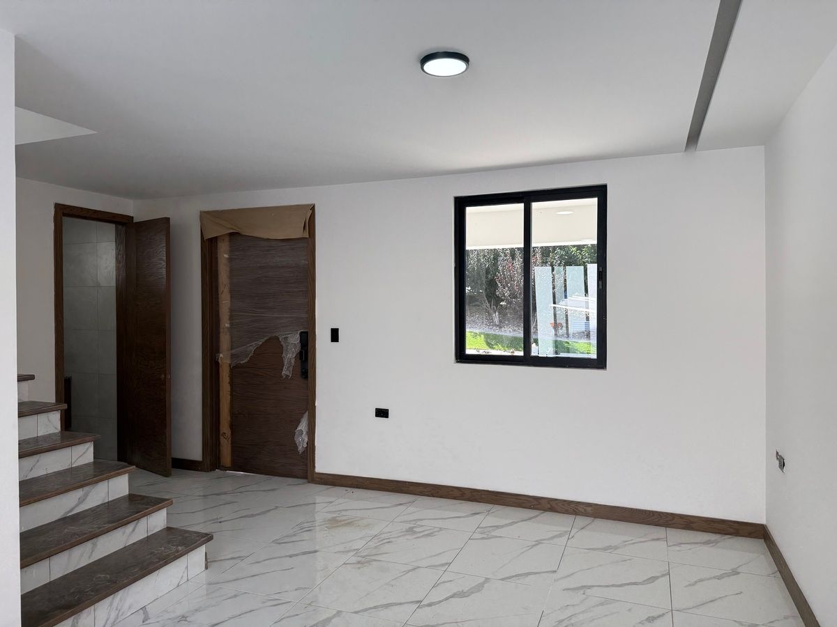 16 de 28: Area de sala