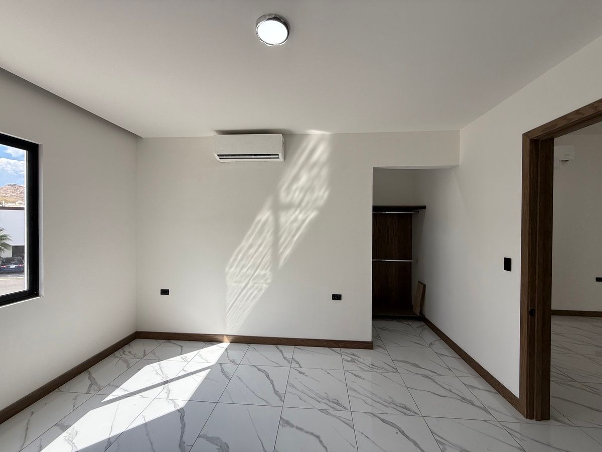 20 de 28: Recamara principal