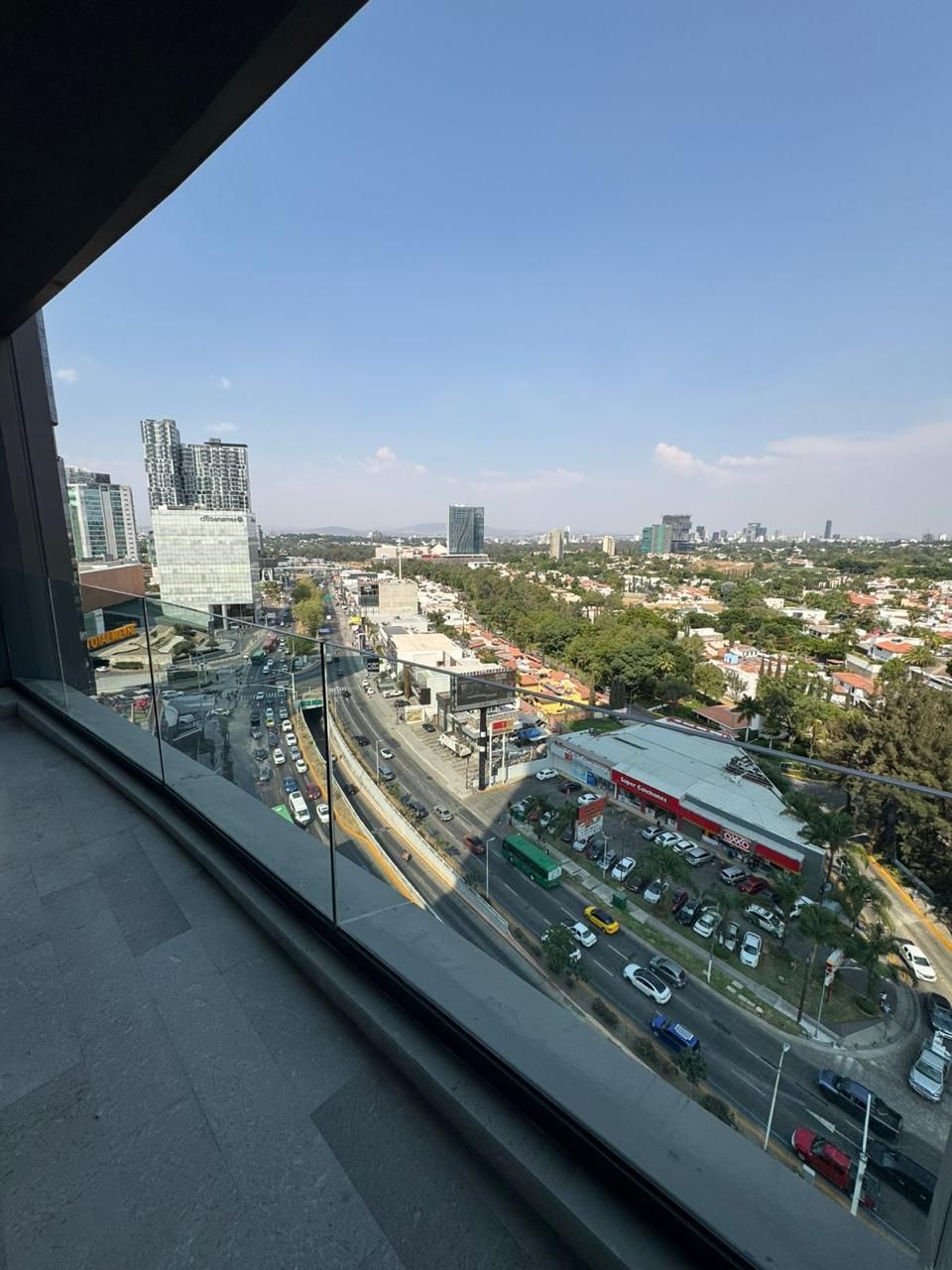 8 de 49