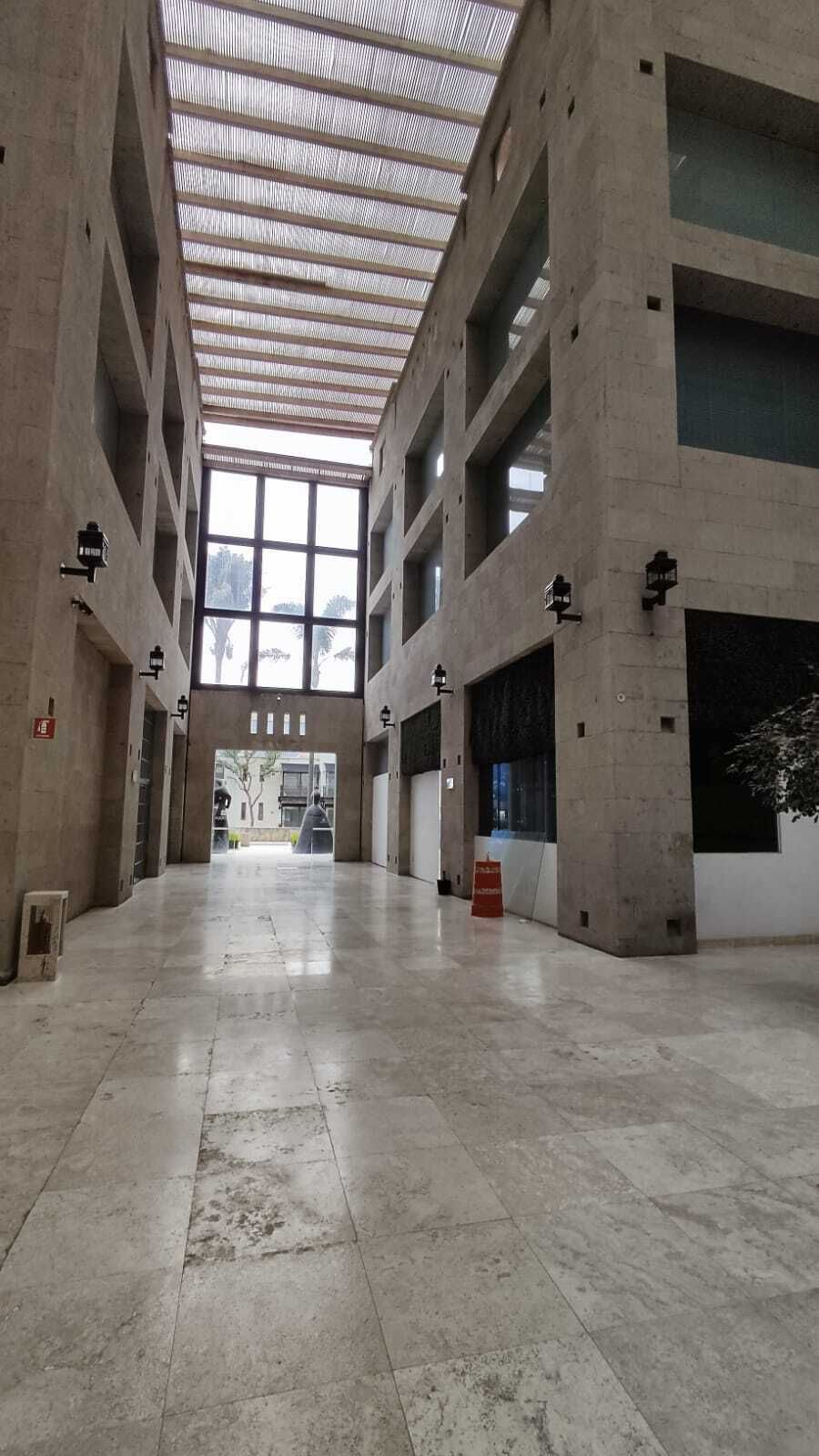 4 de 37