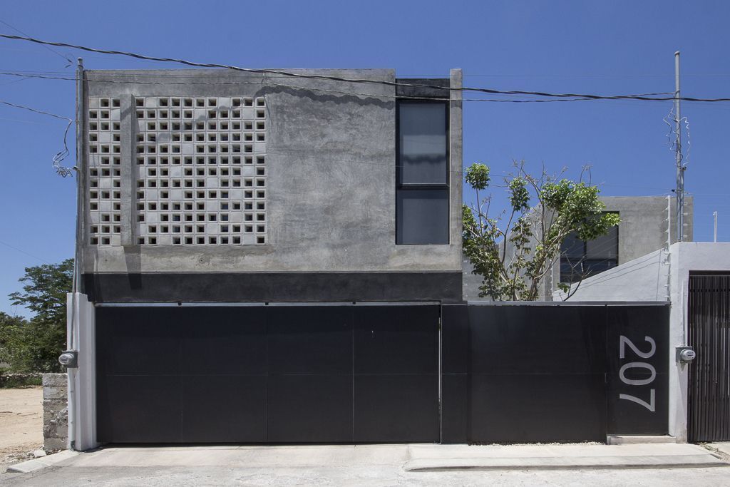 1 de 14: Fachada Principal