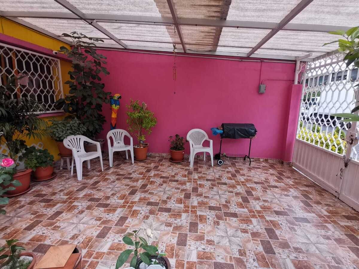 4 de 37