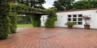 Residencia de 6 recámaras y gran Jardín