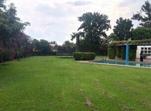 Residencia de 6 recámaras y gran Jardín - foto 4
