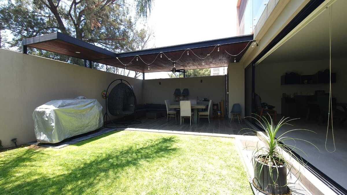 9 de 33