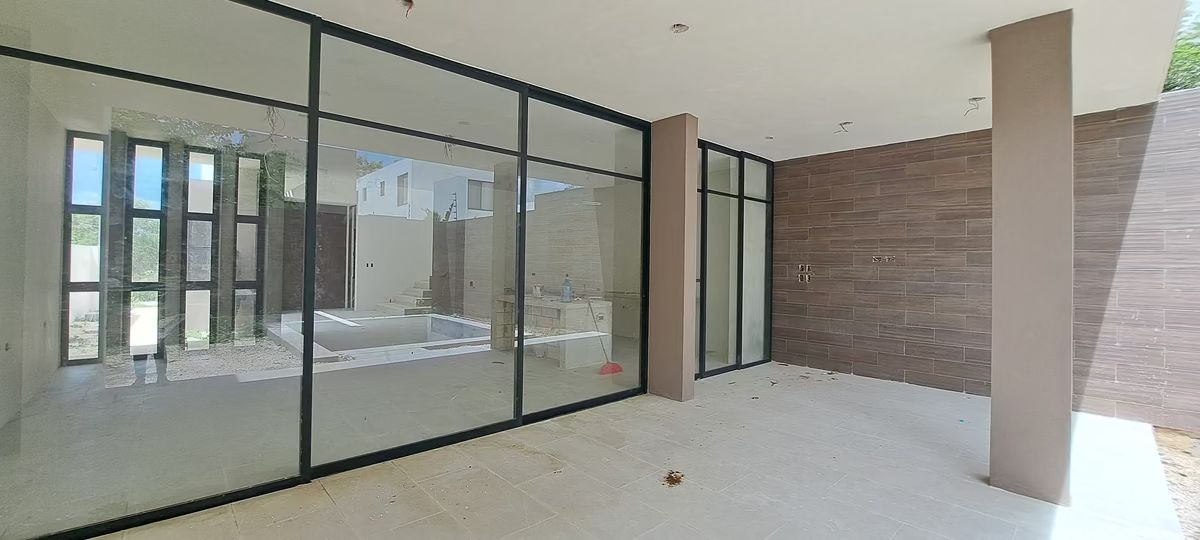 7 de 9: Terraza Techada
