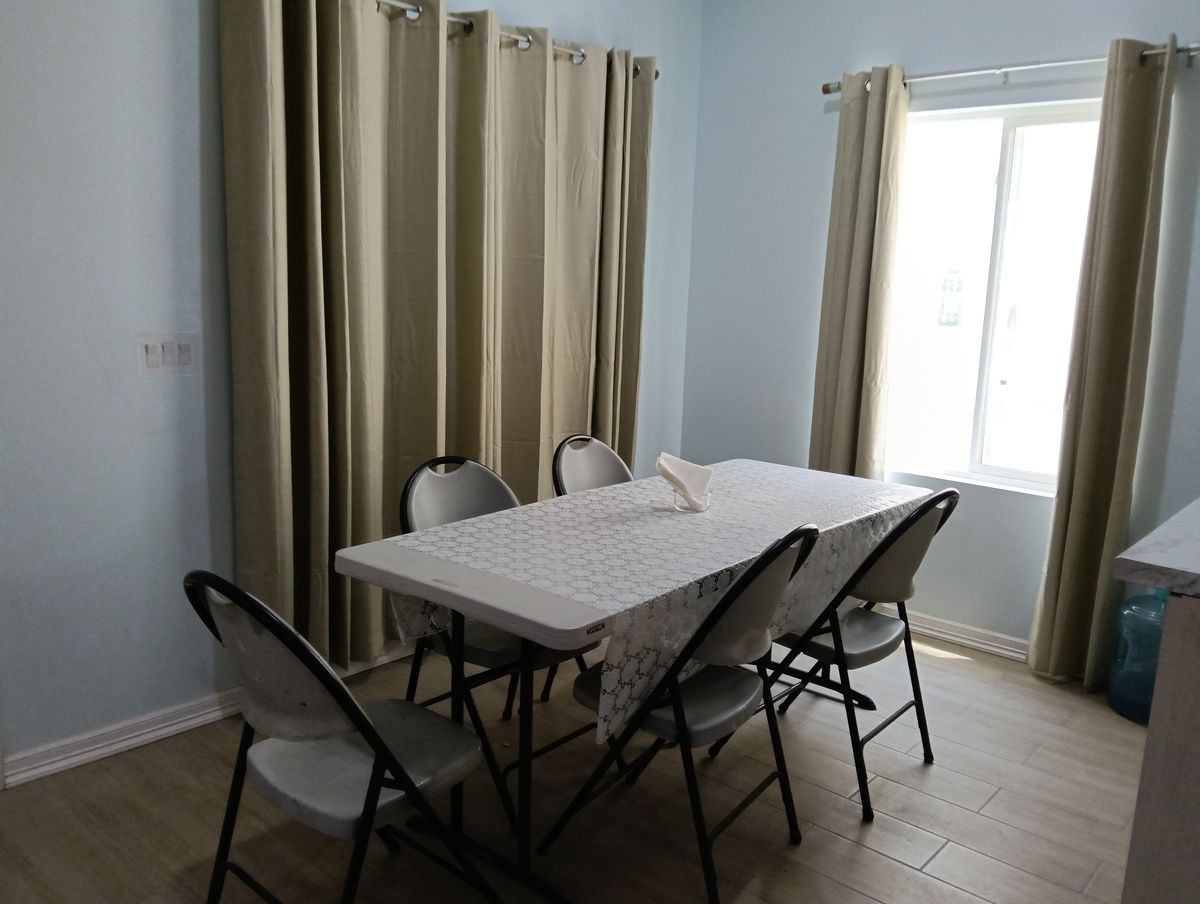 3 of 19: Comedor