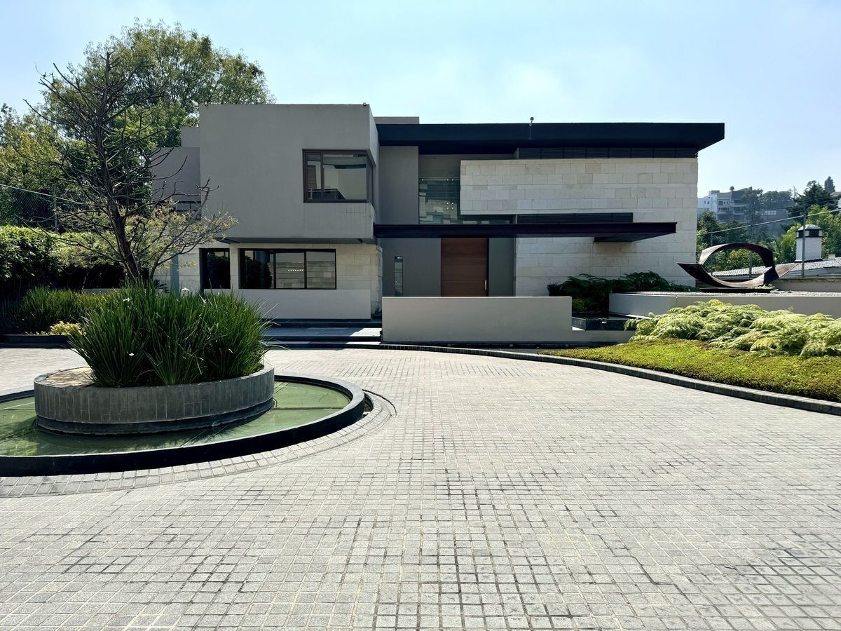 CASA EN VENTA EN LOMAS HIPODROMO - foto 1