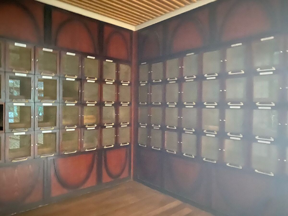 9 de 16